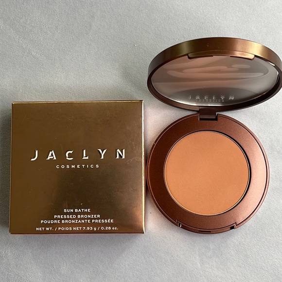 Jaclyn Cosmetics Other - JACLYN COSMETICS | SUN BATHE PRESSED BRONZER